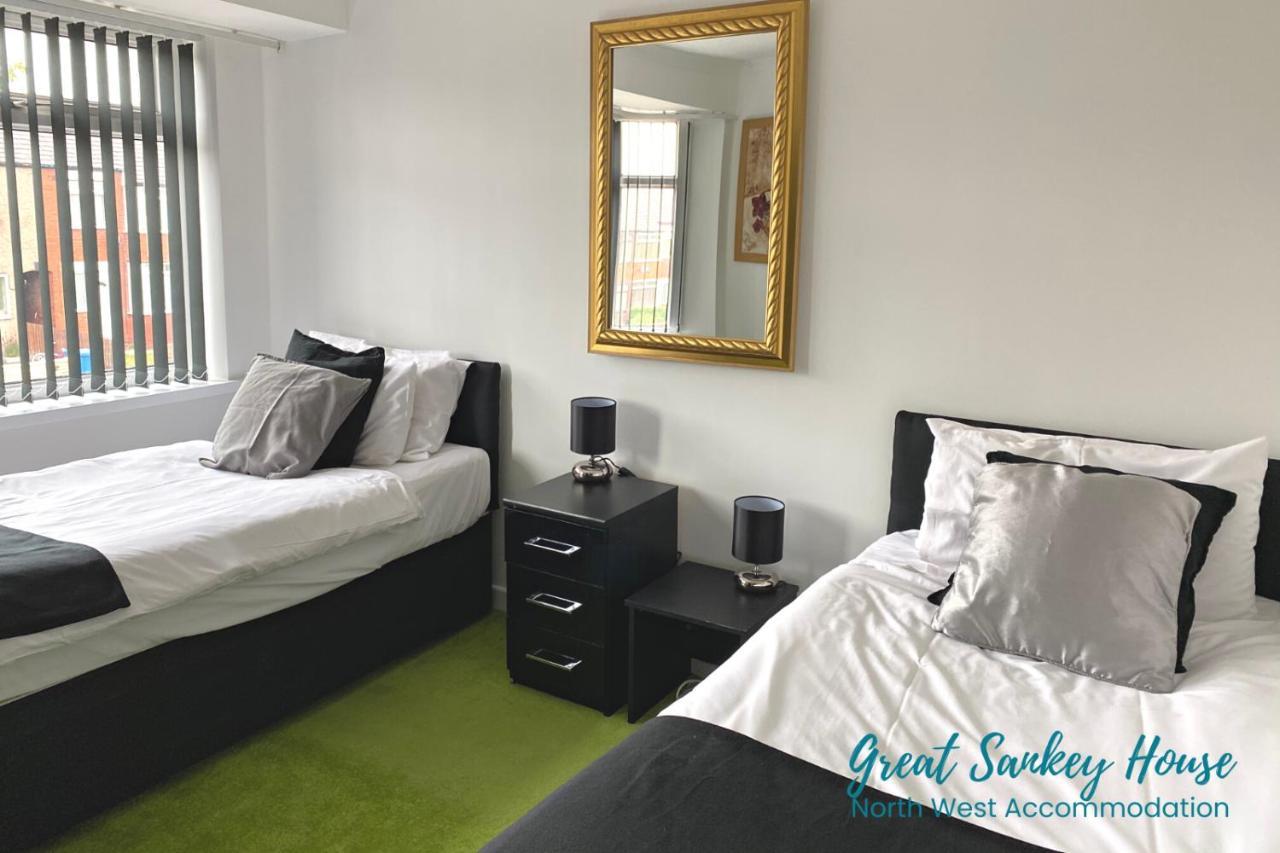 Great Sankey Serviced Accommodation Уорингтън Екстериор снимка